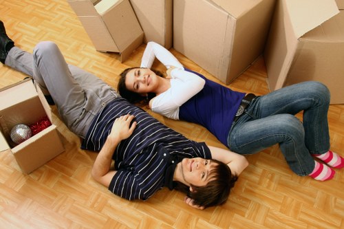 Customer service for furniture pick-up inquiries